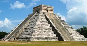 El Castillo Chichen Itza Mexico